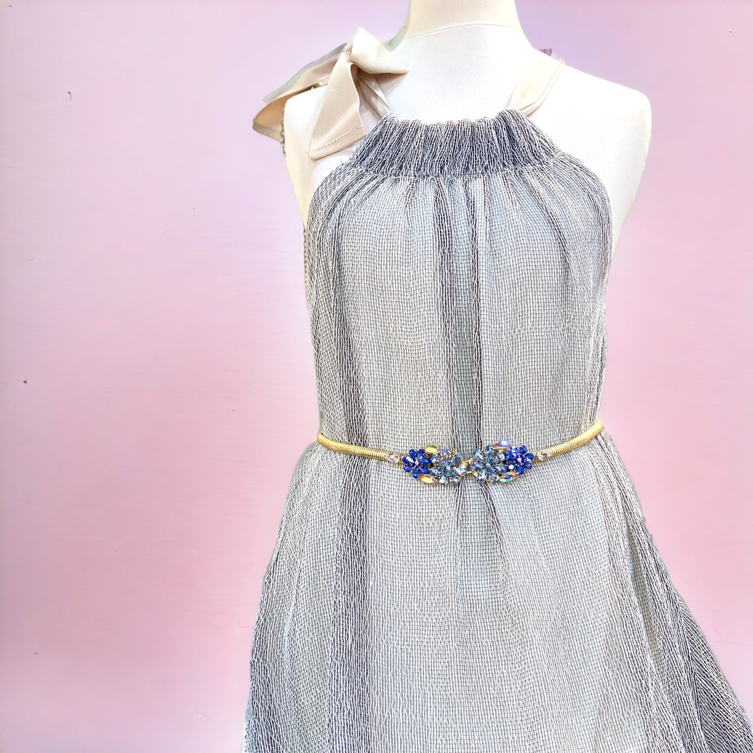 GOLD PLATED STRETCH METAL BELT WITH DAISY BUCKLE IN SAPPHIRE AND AQUAMARINE CRYSTALS