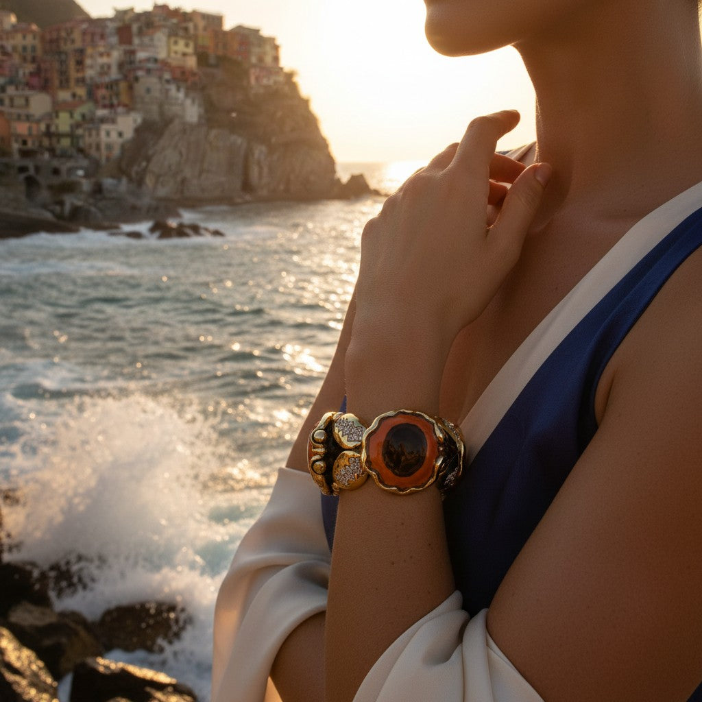 Large crab charm bracelet in hand-enamelled 24 kt gold plated brass with Swarovski crystal details, Made in Italy