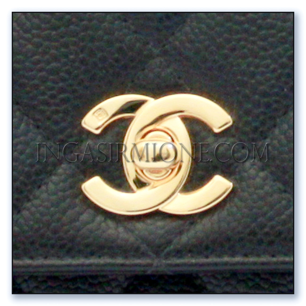 CHANEL Mini  black caviar 